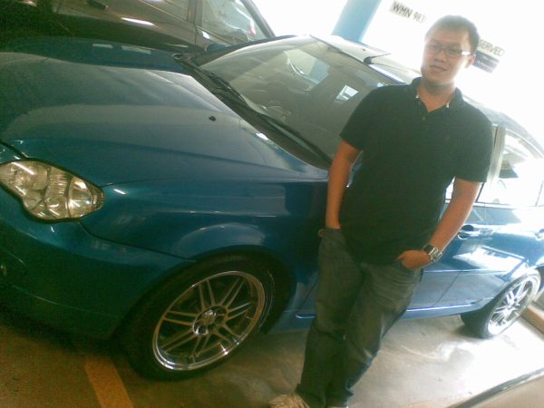 Michael Kulow Minos with his car & new sport rim